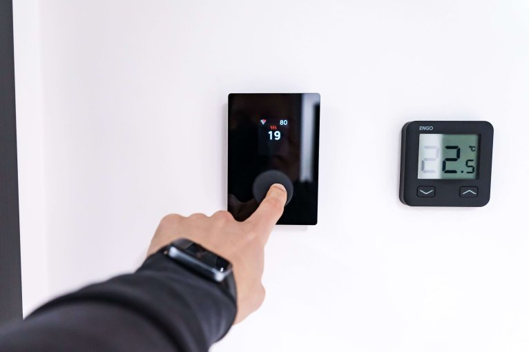 pexels-huum-sauna-heaters-718199222-36077581